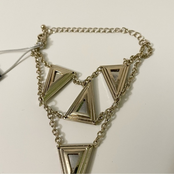 Bebe Triangular Tribal Hand Jewelry Ring Hand Chain - Picture 2 of 15